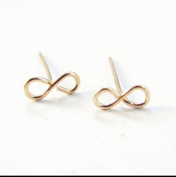 🍋 3 for $15!  Infinity gold studs - Picture 3 of 4